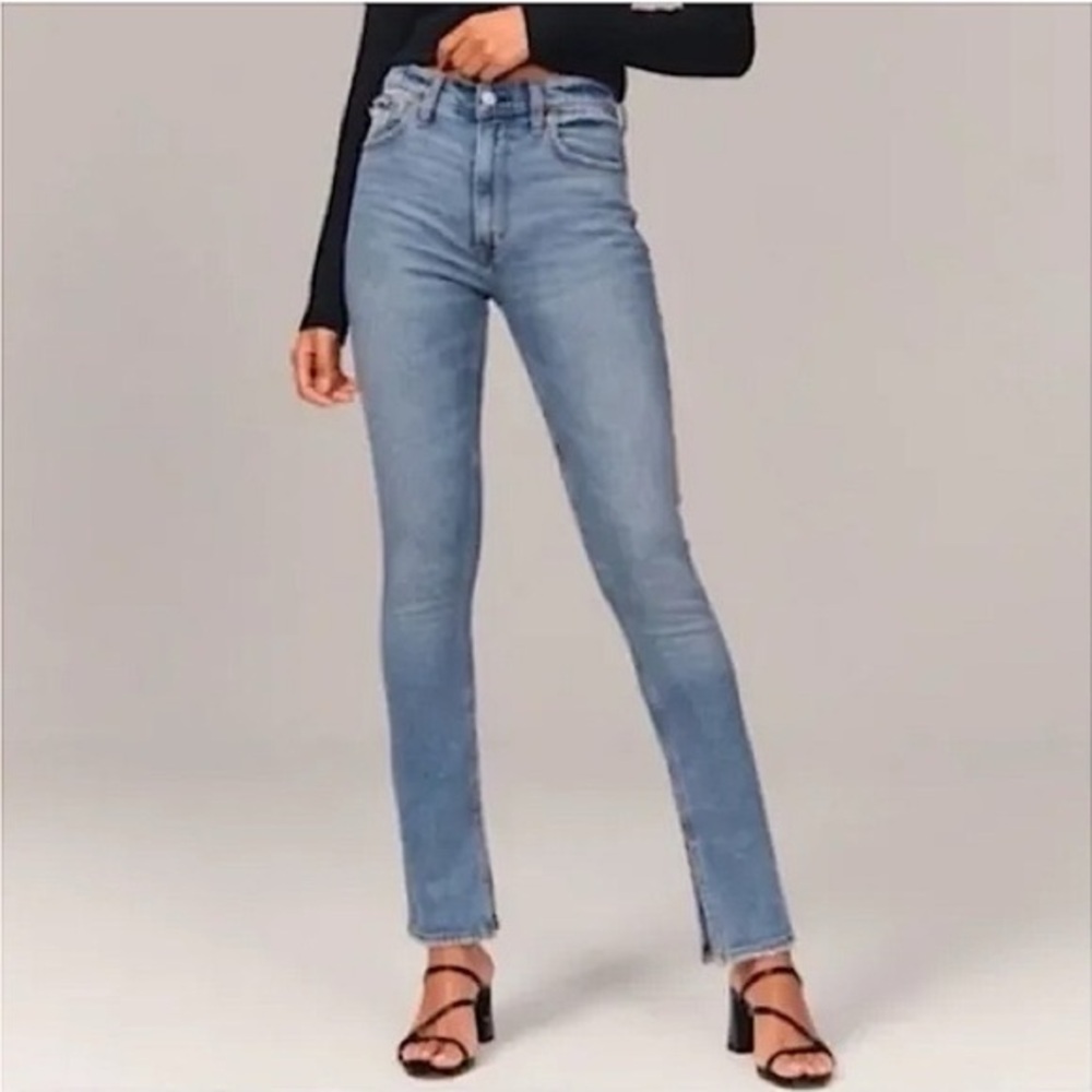 A&F The Skinny High Rise Split Hem Curve Love Medium Wash Jeans Size 27 Short